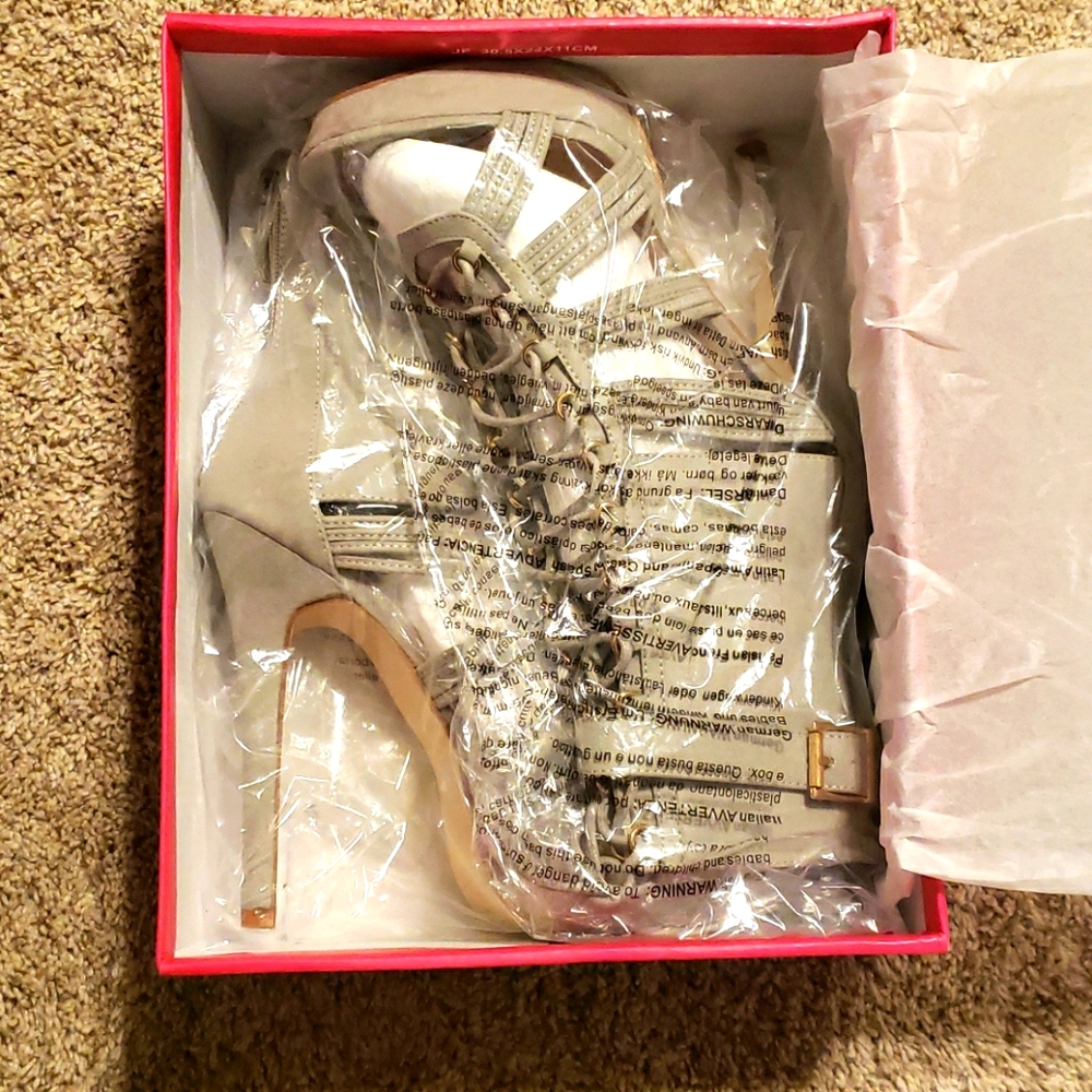 Classy High Heel shoes